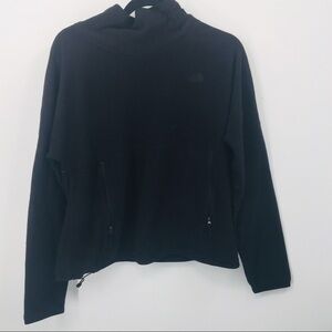 The‎ North face women’s fleece pull over Size large